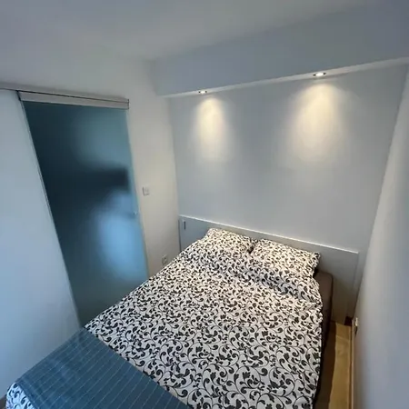 Juan-les-pins Cozy One Bedroom Near The Beaches And The Restaurants Апартаменты
