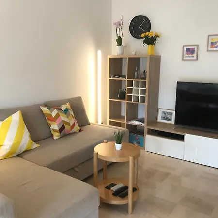Апартаменты Juan-les-pins Cozy One Bedroom Near The Beaches And The Restaurants *